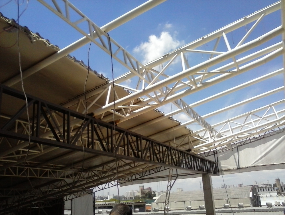 Construtora de Estruturas Metálicas Aeroporto - Galpão com Estrutura Metálica