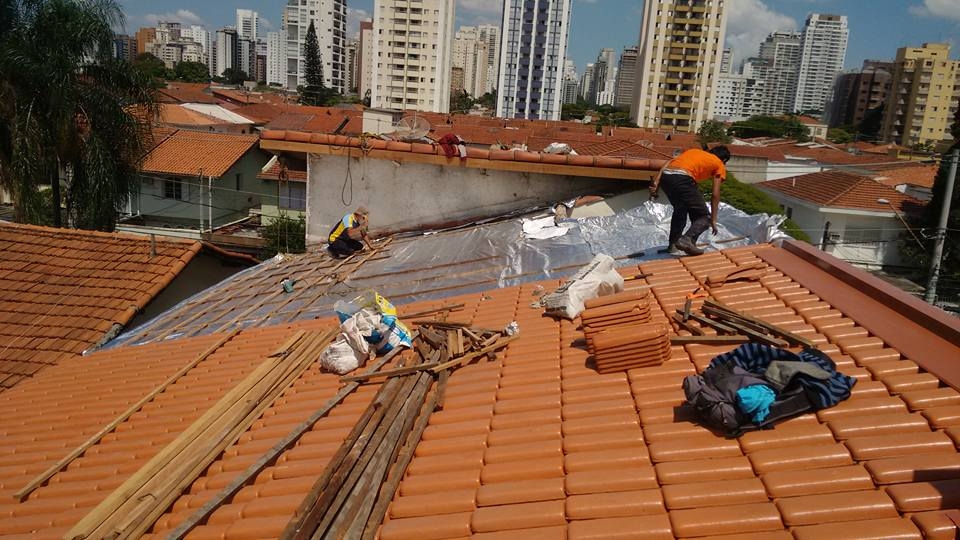 Empresa de Reforma de Telhado Butantã - Telhados com Calhas Embutidas