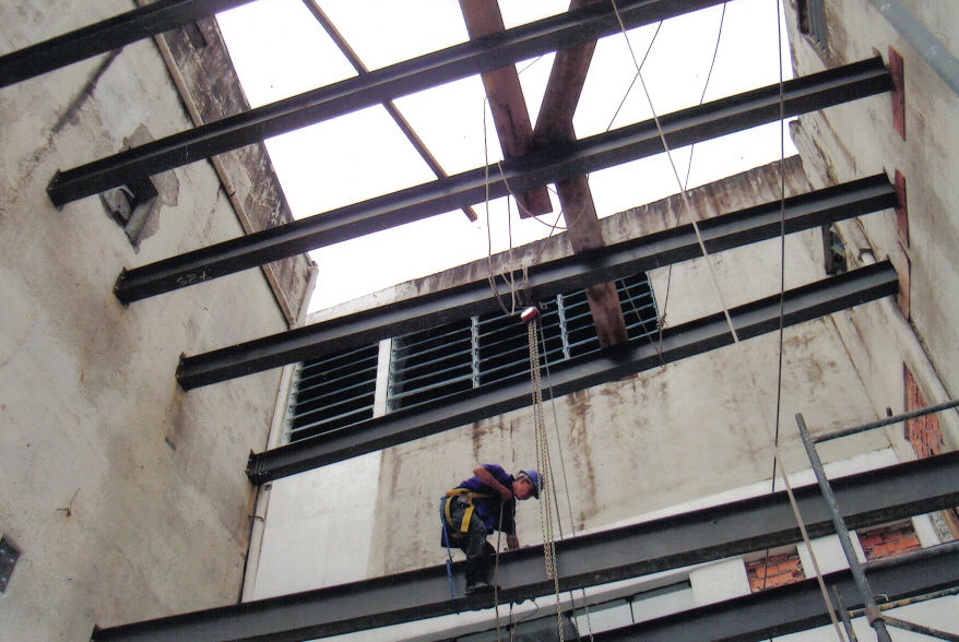 Mezanino em Estrutura Metálica Preço São Bernardo do Campo - Mezanino em Steel Deck